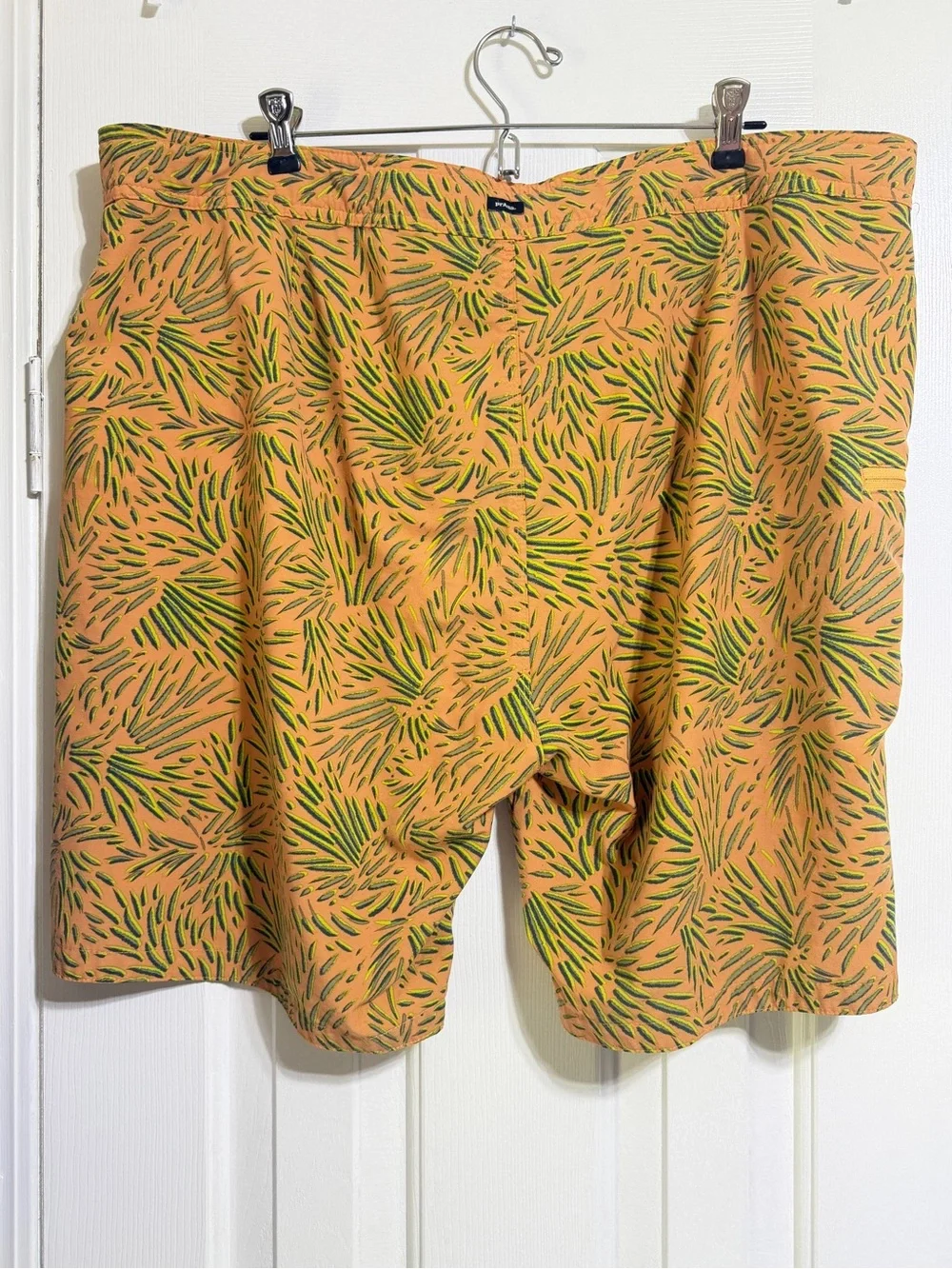 Prana Men's Rock Shock Boardshorts Aura Glow peach swim trunks shorts size 40